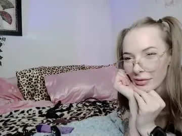 Babydoll_barbie from Chaturbate