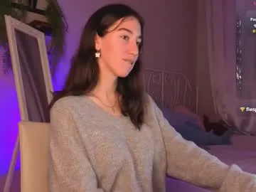 Belle_via from Chaturbate