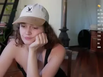 Bellebabyboo from Chaturbate