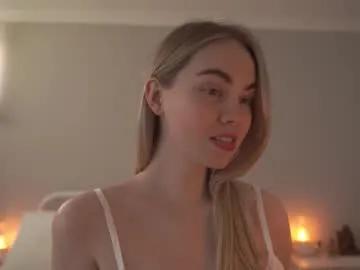 Bibi_it_is from Chaturbate