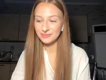 Bloody_petal from Chaturbate