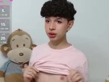 Cuddly_twinkie from Chaturbate