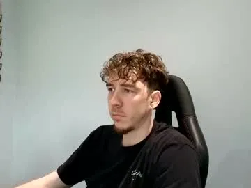 Dannythreeyway from Chaturbate