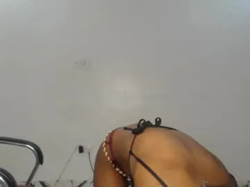 Ellababy8 from Chaturbate