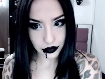 Emearld_black from Chaturbate