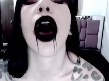 Emearld_black from Chaturbate