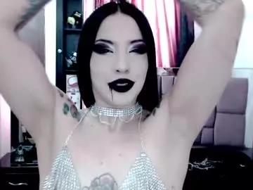 Emearld_black from Chaturbate