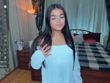 Engelaven from Chaturbate