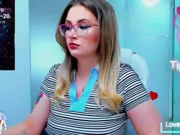 Evelyne_rose from Chaturbate