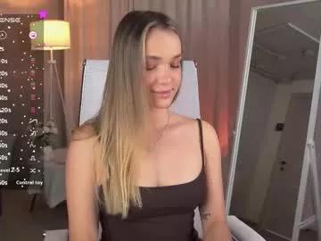 Eviegreens from Chaturbate