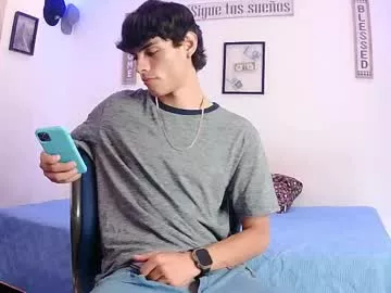 Harrythomson1 from Chaturbate