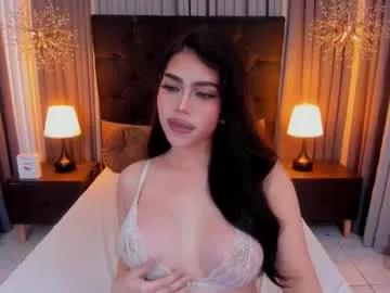 Hennessygoddess69 from Chaturbate