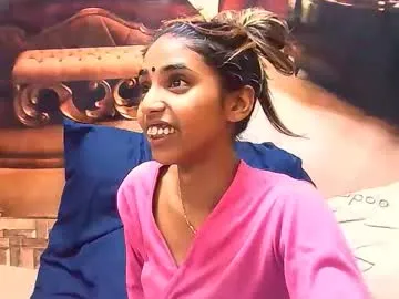 Indiansexyslender4u2luv from Chaturbate