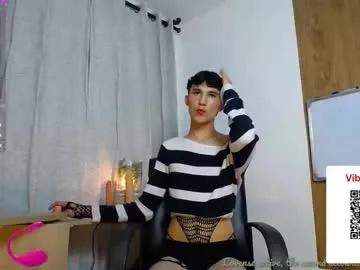Jullian_ricci from Chaturbate