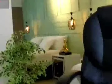 Kataliina_18 from Chaturbate