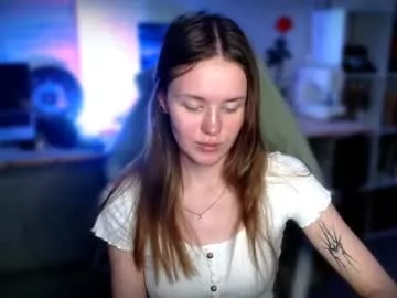 Kikies_ from Chaturbate