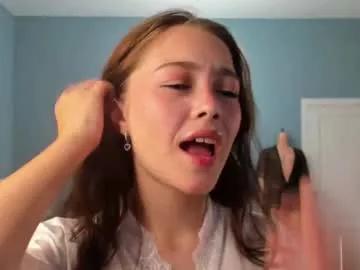 Kissiekat from Chaturbate