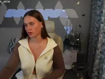 Lesliekorfs from Chaturbate