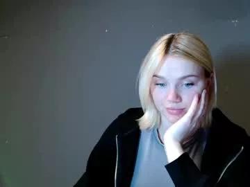 Leyla_le from Chaturbate