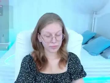 Lilly_belly from Chaturbate