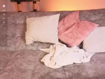 Little___sophie from Chaturbate