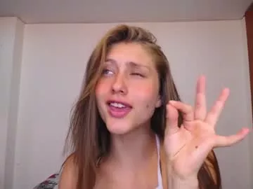 Littlelaksmi from Chaturbate