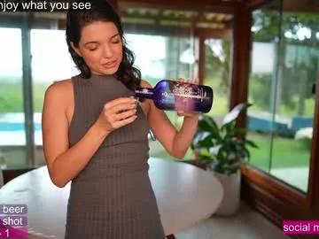 Loollypop24 from Chaturbate