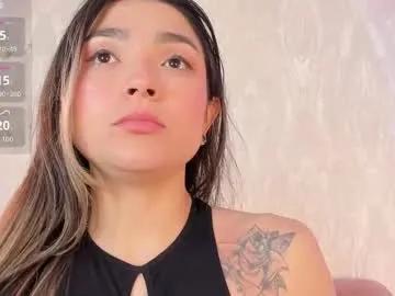 Maca_bloom from Chaturbate