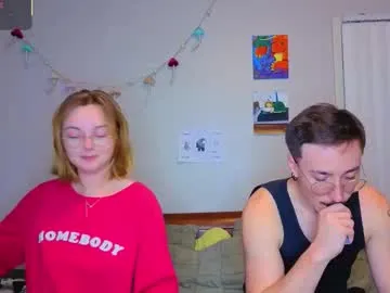 Mamiclouds from Chaturbate