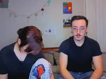 Mamiclouds from Chaturbate