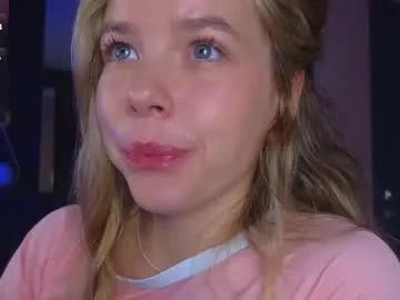 Milly_shy from Chaturbate