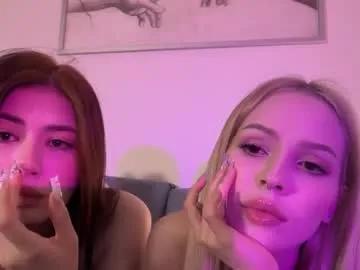 Mmkakpoxyi22 from Chaturbate
