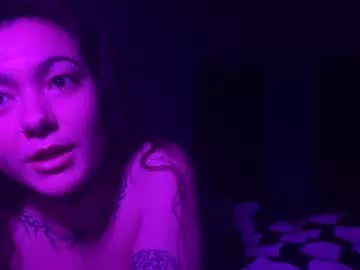 Moonkitty6969 from Chaturbate