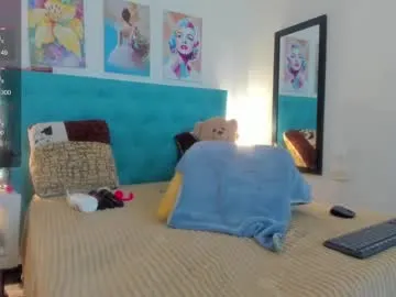 Neferet_opal from Chaturbate