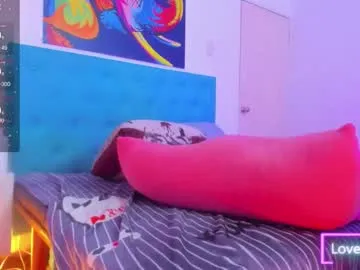 Neferet_opal from Chaturbate