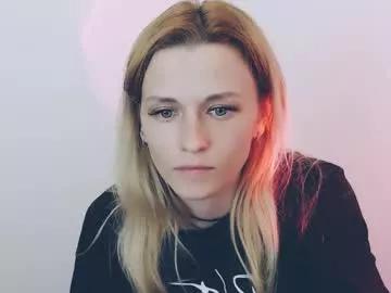 Peppymia from Chaturbate