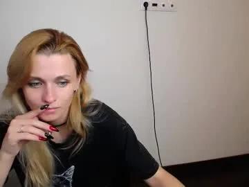 Peppymia from Chaturbate