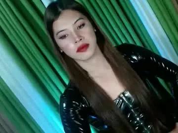Queen_kendalx19 from Chaturbate