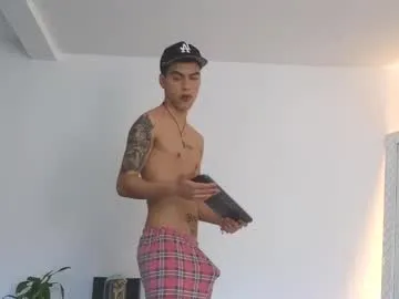 Russell_adams_ from Chaturbate