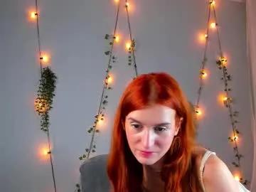 Sallybiscuit from Chaturbate