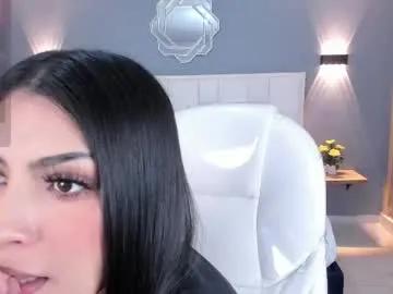 Samanthaa_22_ from Chaturbate
