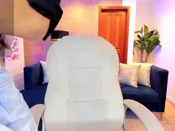 Sarah_stonne_ from Chaturbate