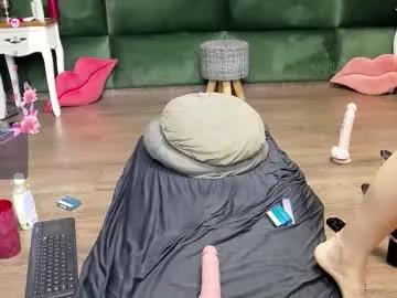 Selensummer from Chaturbate