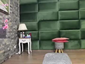 Selensummer from Chaturbate