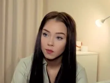 Slyshypie from Chaturbate