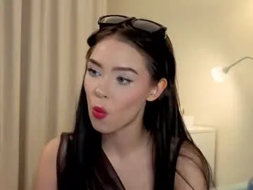 Slyshypie from Chaturbate