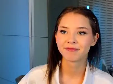 Slyshypie from Chaturbate