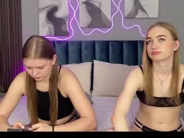 Snusy from Chaturbate