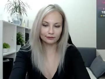 Sunny_bunny6 from Chaturbate