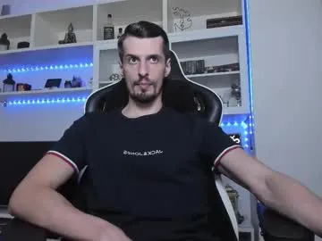 Toddclaytonn from Chaturbate